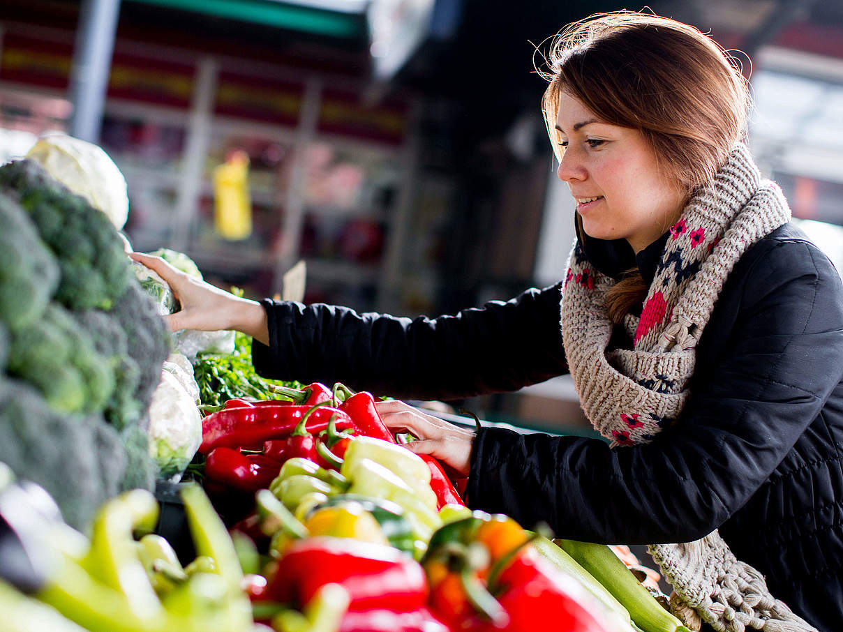 Einkauf auf dem Markt © boggy22 / iStock / Getty Images Plus