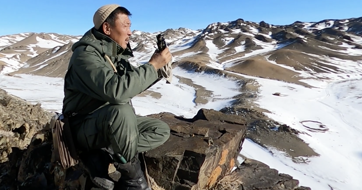 Mongolei: Freiwillige Ranger schützen Schneeleoparden