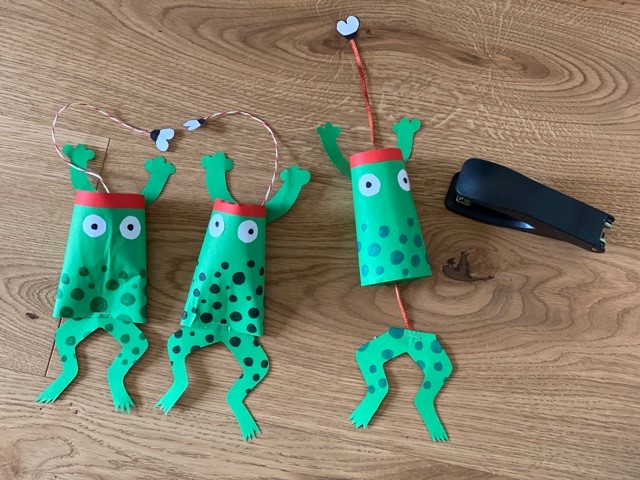 Frösche basteln 